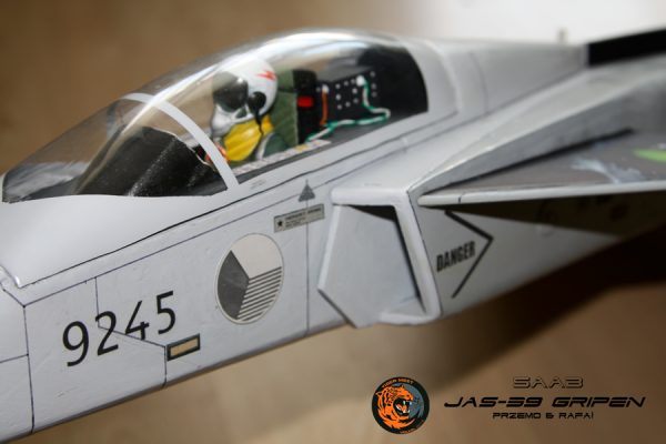 هواپیمای مدل الکتریک JAS-39-Gripen parkjet